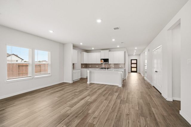 11418 Youngquist Drive, Mont Belvieu, TX 77535