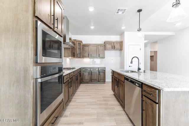 3805 Course Street, El Paso, TX 79938