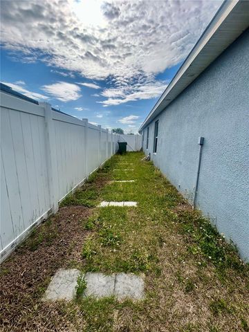 336 ST GEORGES CIR, Eagle Lake, FL 33839