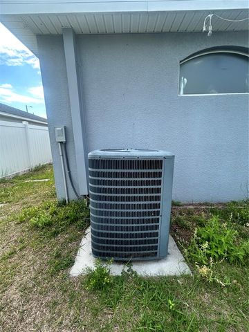 336 ST GEORGES CIR, Eagle Lake, FL 33839