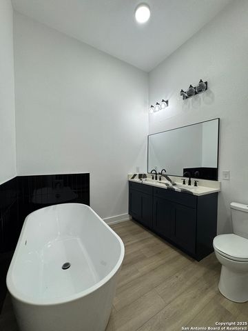 105 Forrest, San Antonio, TX 78204