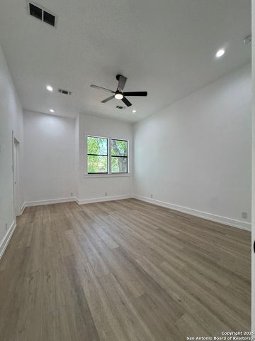 105 Forrest, San Antonio, TX 78204