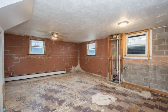 104 16th Street S, Moorhead, MN 56560