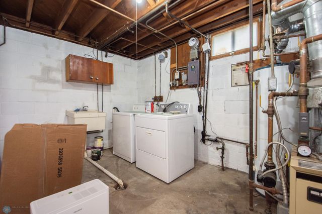 104 16th Street S, Moorhead, MN 56560