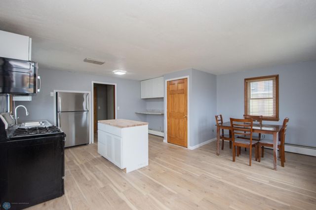 104 16th Street S, Moorhead, MN 56560