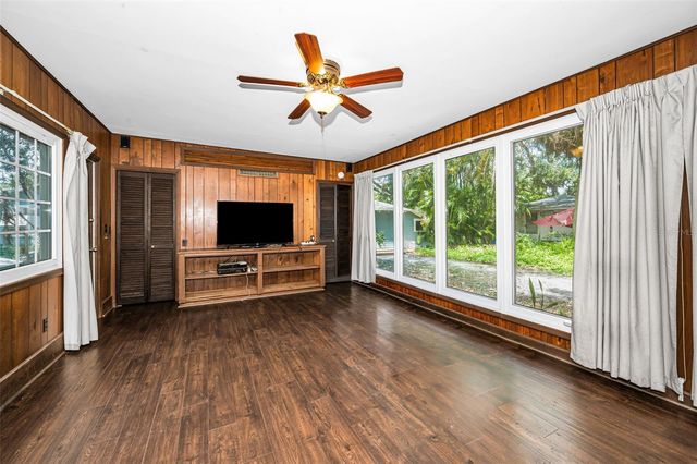 228 PRESIDENT STREET, Dunedin, FL 34698