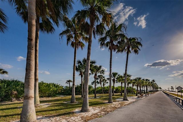 228 PRESIDENT STREET, Dunedin, FL 34698