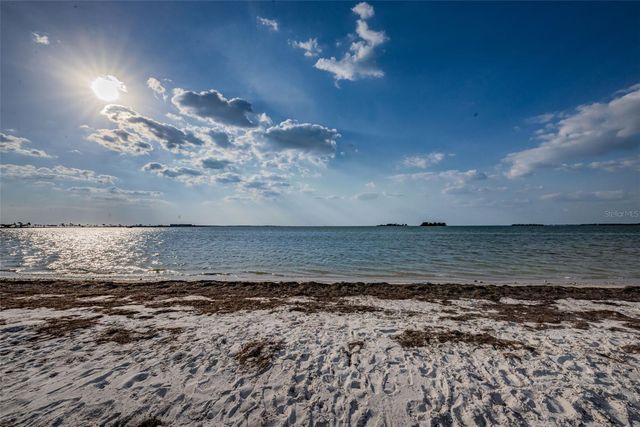 228 PRESIDENT STREET, Dunedin, FL 34698
