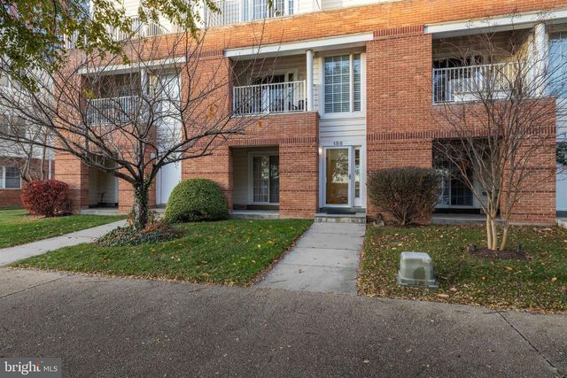 156 CHRISTINA LANDING DR, Wilmington, DE 19801