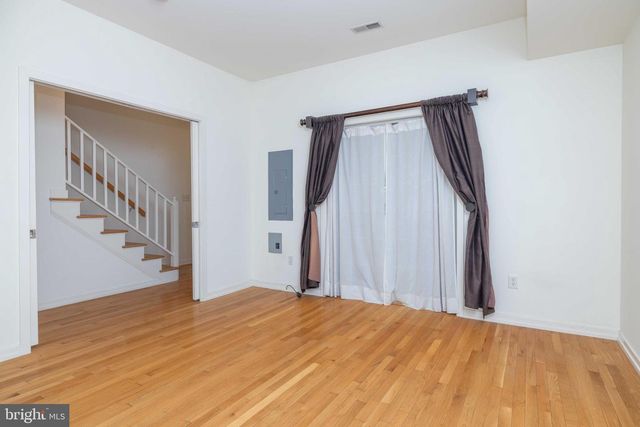 156 CHRISTINA LANDING DR, Wilmington, DE 19801