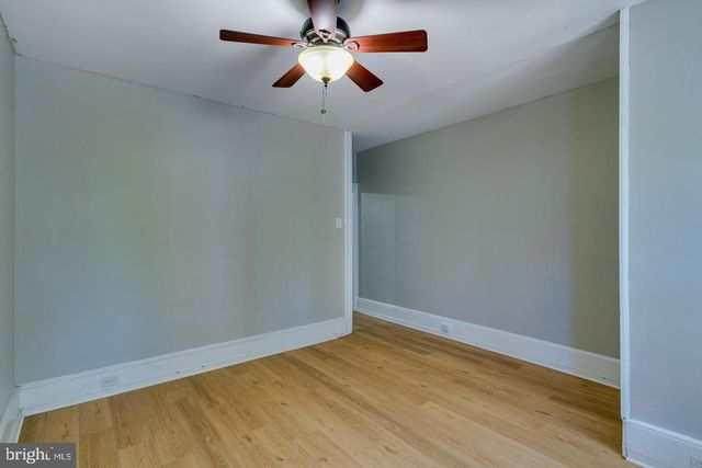 156 EAST ST, Philadelphia, PA 19127