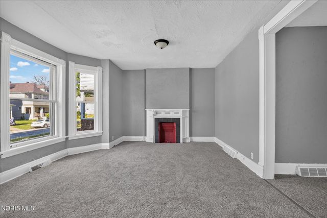 842 Lincoln Avenue, Toledo, OH 43607