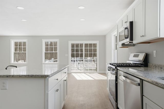 7 Talent Road, Litchfield, NH 03052