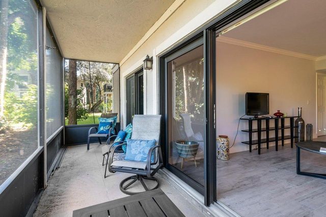 11863 Wimbledon Circle 445, Wellington, FL 33414