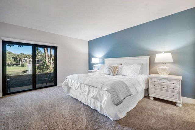 11863 Wimbledon Circle 445, Wellington, FL 33414