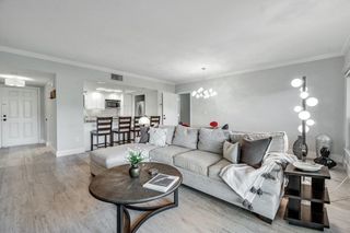 11863 Wimbledon Circle 445, Wellington, FL 33414