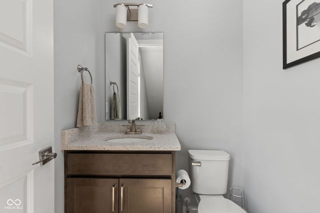 11495 Langton Walk, Zionsville, IN 46077