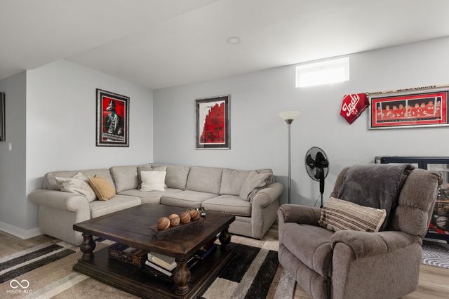 11495 Langton Walk, Zionsville, IN 46077