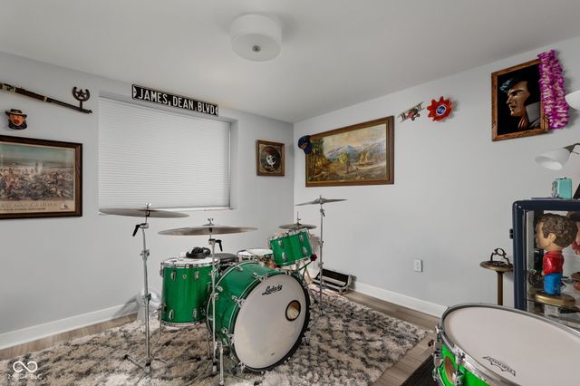 11495 Langton Walk, Zionsville, IN 46077