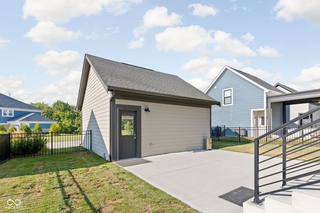 11495 Langton Walk, Zionsville, IN 46077