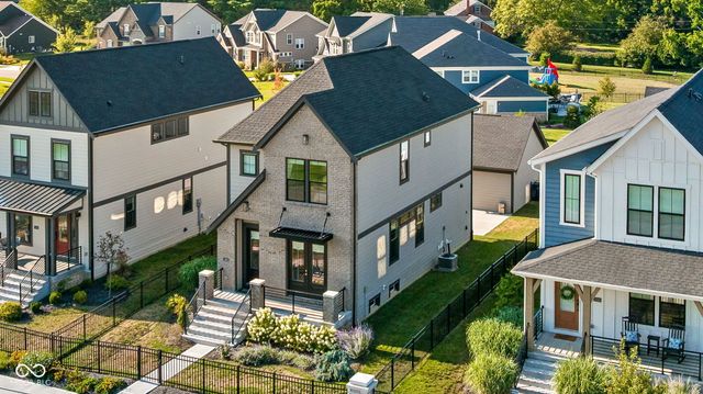 11495 Langton Walk, Zionsville, IN 46077