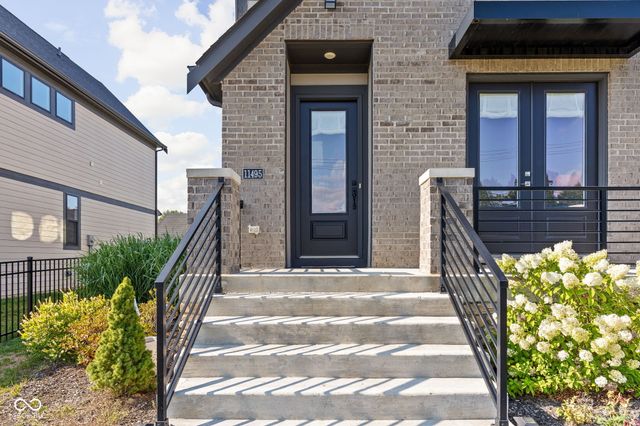 11495 Langton Walk, Zionsville, IN 46077