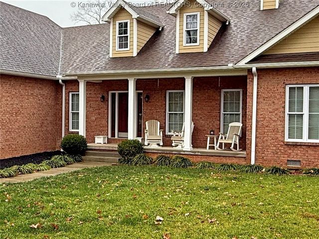 1236 Crooked Creek Road, Scott Depot, WV 25560