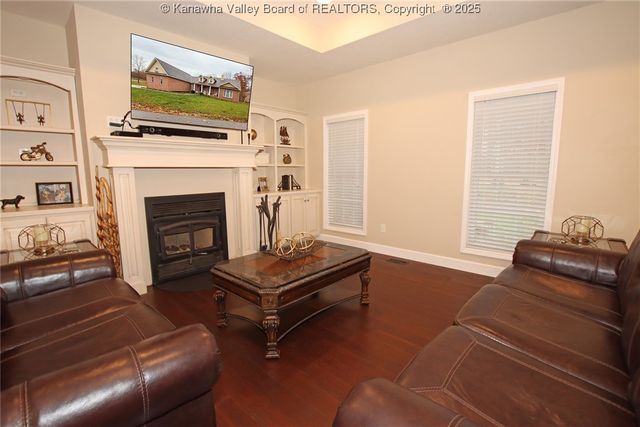 1236 Crooked Creek Road, Scott Depot, WV 25560