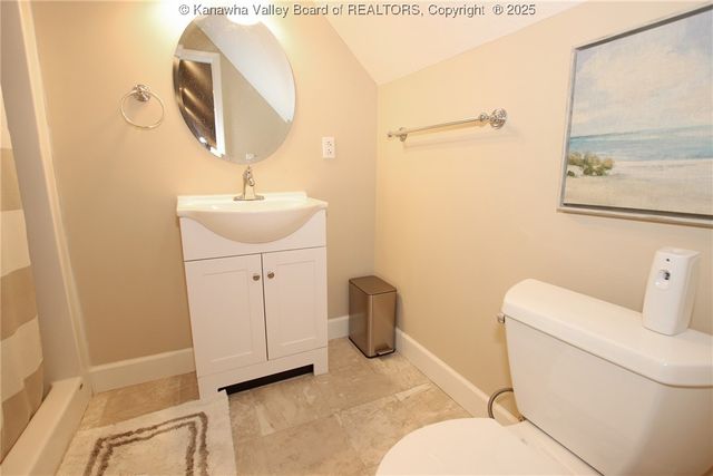 1236 Crooked Creek Road, Scott Depot, WV 25560