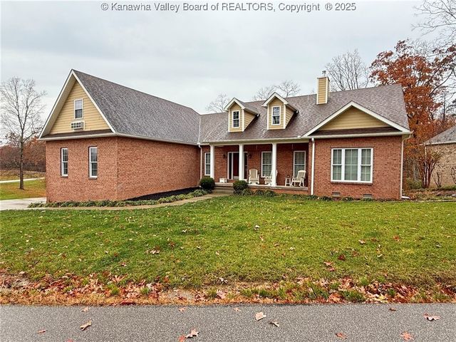 1236 Crooked Creek Road, Scott Depot, WV 25560