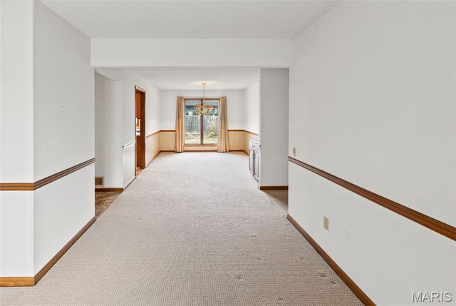 1102 Taylor Ave Avenue, Godfrey, IL 62035