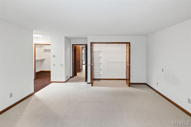 1102 Taylor Ave Avenue, Godfrey, IL 62035