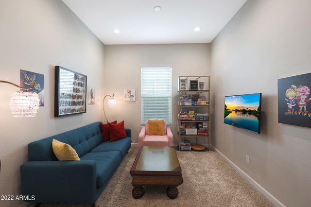 18233 N 66TH Way, Phoenix, AZ 85054