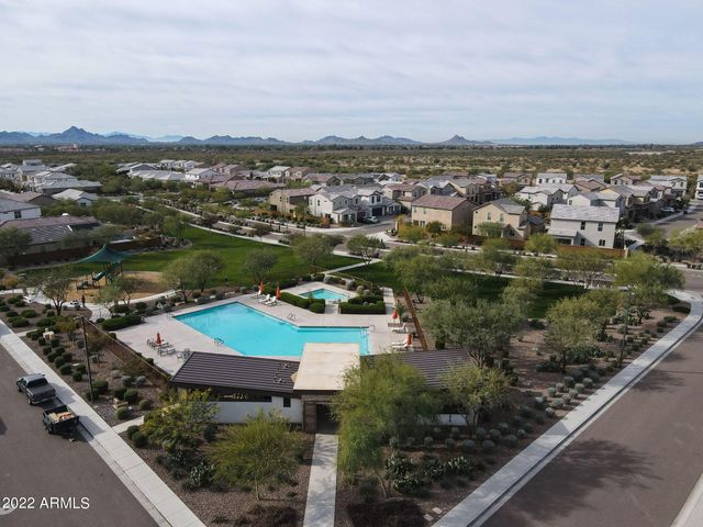 18233 N 66TH Way, Phoenix, AZ 85054