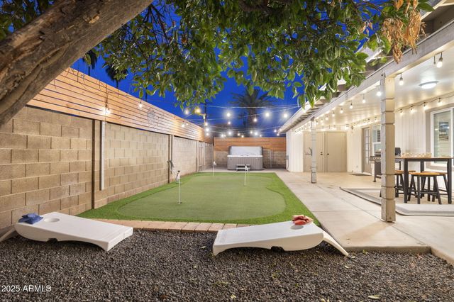 2226 S KACHINA Drive, Tempe, AZ 85282