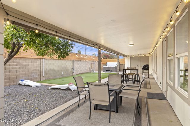 2226 S KACHINA Drive, Tempe, AZ 85282