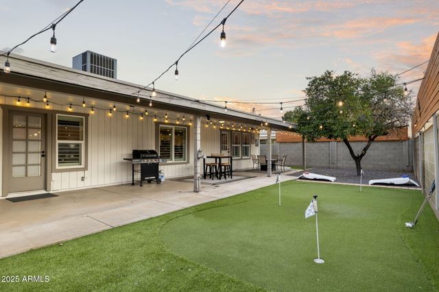 2226 S KACHINA Drive, Tempe, AZ 85282