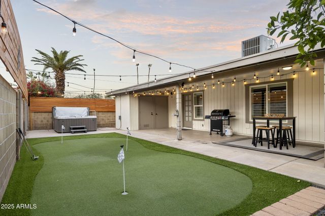 2226 S KACHINA Drive, Tempe, AZ 85282