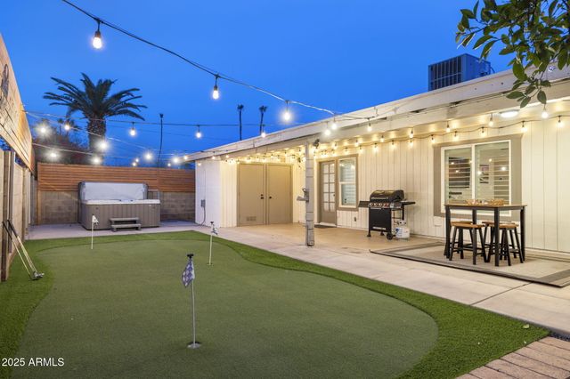 2226 S KACHINA Drive, Tempe, AZ 85282