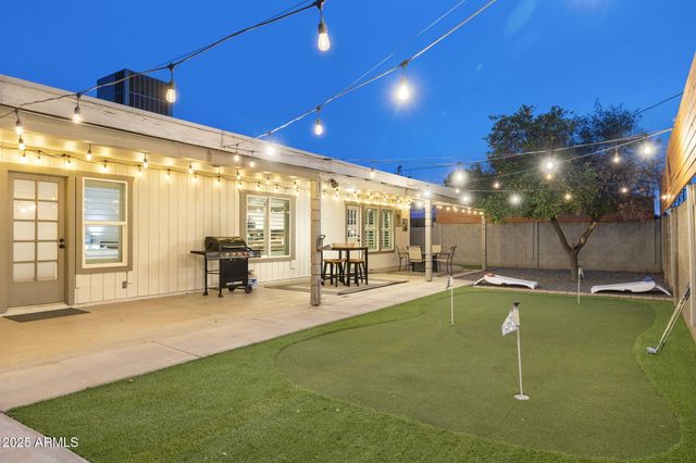 2226 S KACHINA Drive, Tempe, AZ 85282