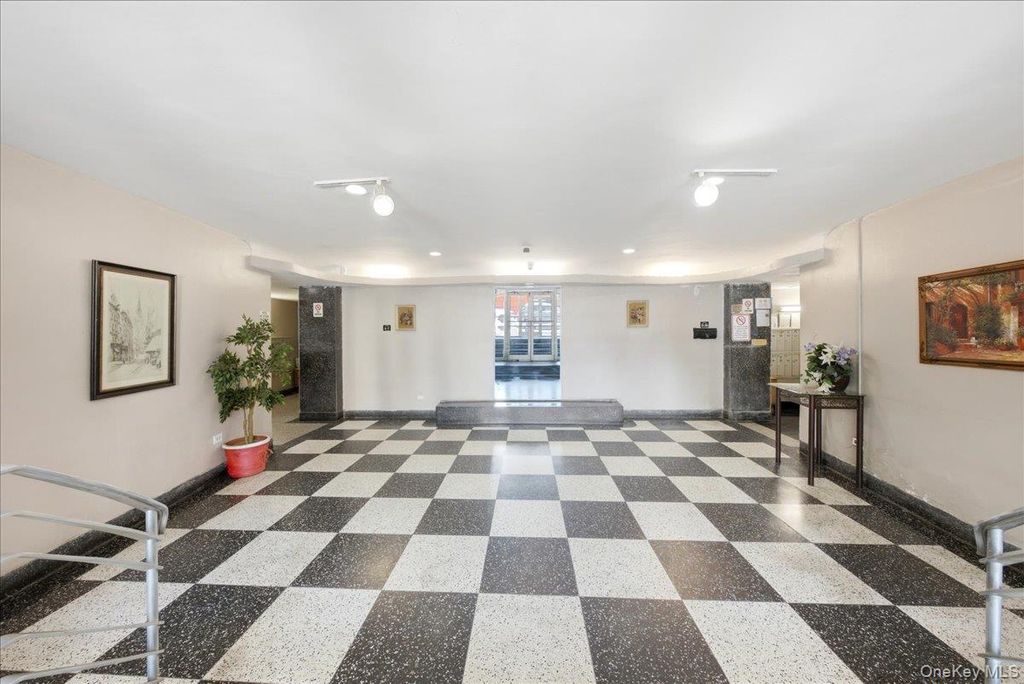 50 Kenilworth Place 6M, Brooklyn, NY 11210 — photo 4