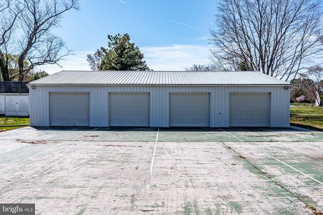 864 FLEETON RD, Reedville, VA 22539