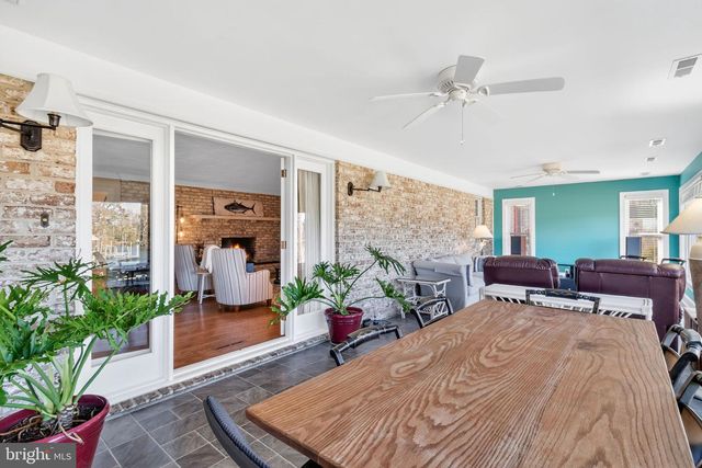 864 FLEETON RD, Reedville, VA 22539