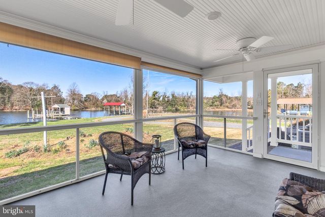 864 FLEETON RD, Reedville, VA 22539