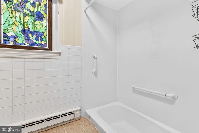 864 FLEETON RD, Reedville, VA 22539