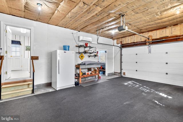 864 FLEETON RD, Reedville, VA 22539