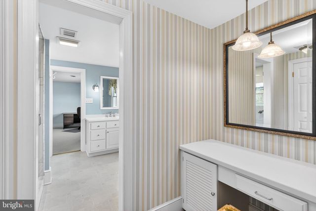 864 FLEETON RD, Reedville, VA 22539