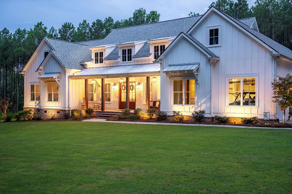 1032 Serenity Pointe Dr, Lincolnton, GA 30817