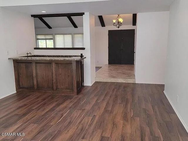 28910 Calabria Drive, Agoura Hills, CA 91301