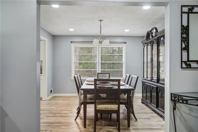 3875 Wisteria Lane, Atlanta, GA 30331